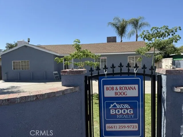 2211 W 3rd San Bernardino, CA 92407