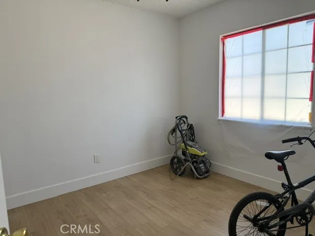 2211 W 3rd San Bernardino, CA 92407