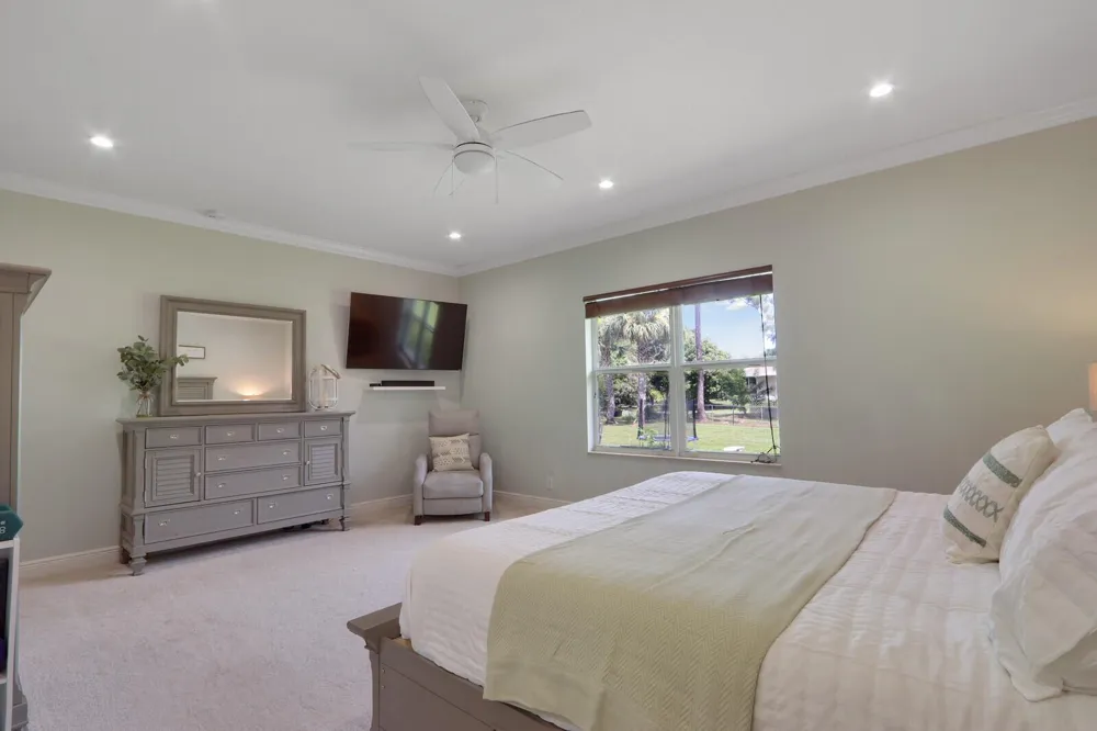 16605 64th Place Loxahatchee, FL 33470