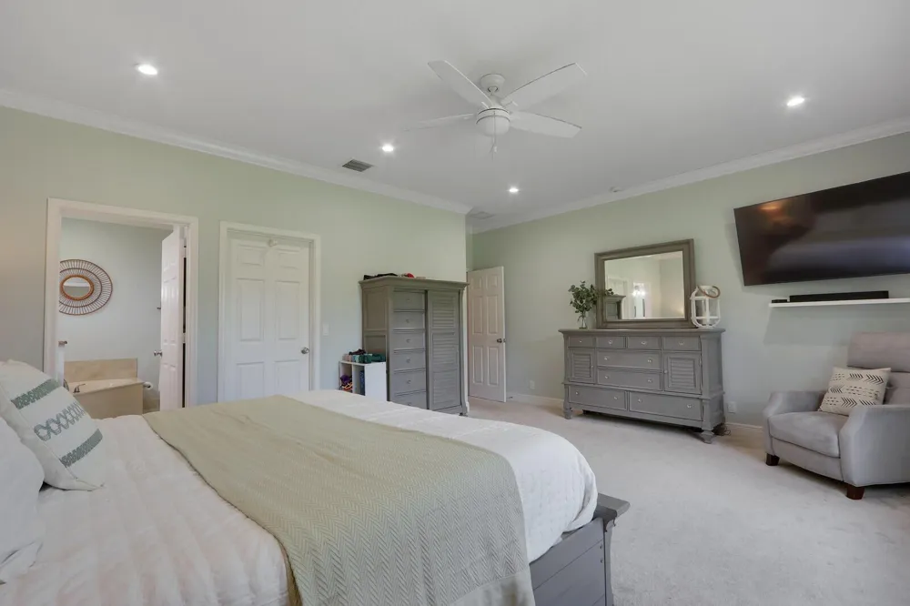 16605 64th Place Loxahatchee, FL 33470