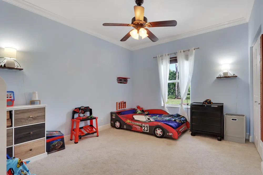 16605 64th Place Loxahatchee, FL 33470