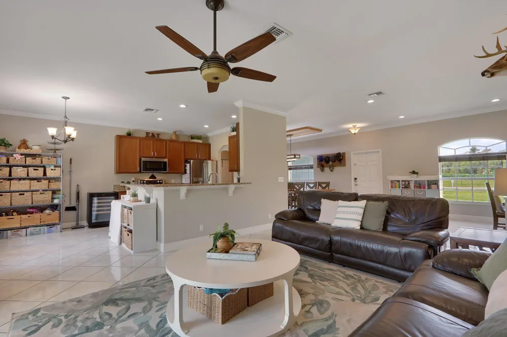 16605 64th Place Loxahatchee, FL 33470