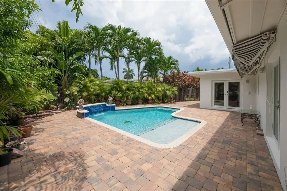 2709 NE 16TH AVENUE Wilton Manors, FL 33334
