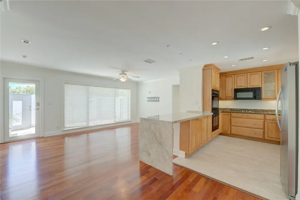 2709 NE 16TH AVENUE Wilton Manors, FL 33334