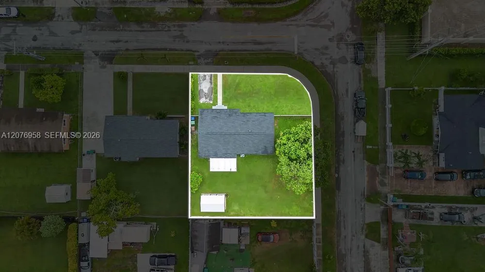 20400 NW 38th Ct Miami Gardens, FL 33055