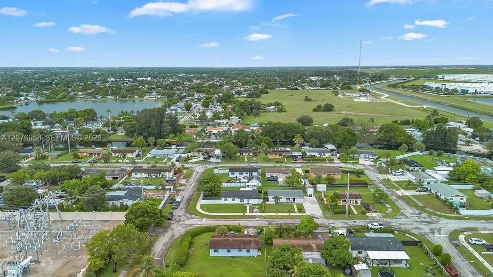 20400 NW 38th Ct Miami Gardens, FL 33055