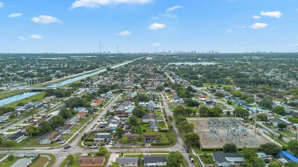 20400 NW 38th Ct Miami Gardens, FL 33055