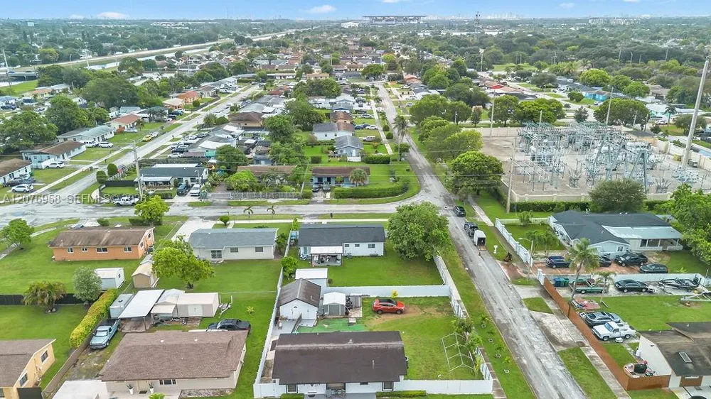 20400 NW 38th Ct Miami Gardens, FL 33055