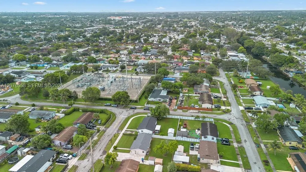 20400 NW 38th Ct Miami Gardens, FL 33055