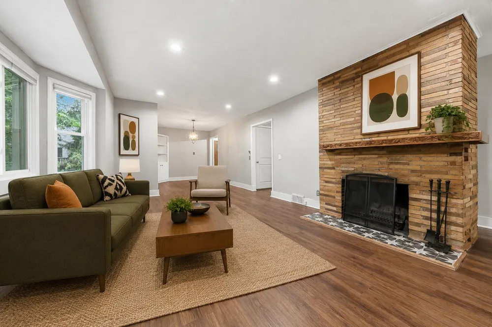 1218 Pinehurst Boulevard Kalamazoo, MI 49006