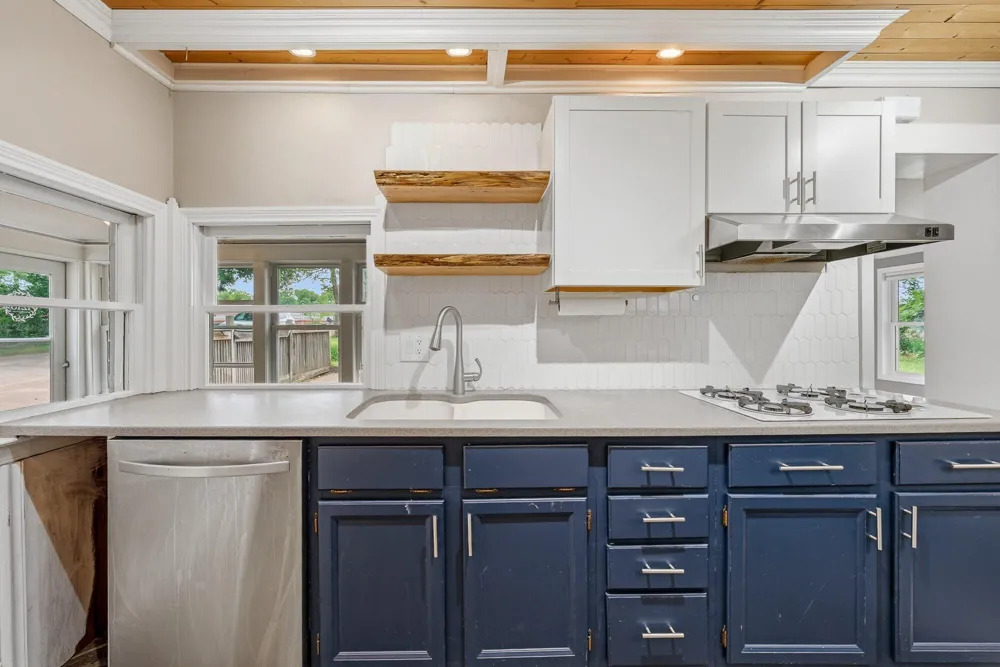 1218 Pinehurst Boulevard Kalamazoo, MI 49006