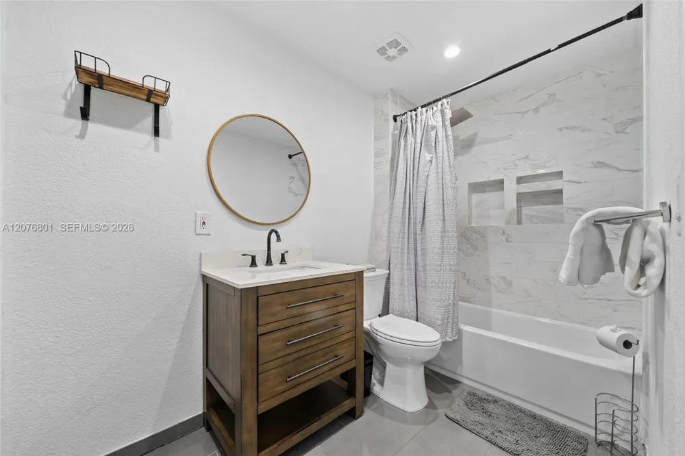 1617 SW 17th Ave Fort Lauderdale, FL 33312