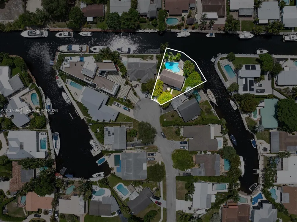 1617 SW 17th Ave Fort Lauderdale, FL 33312