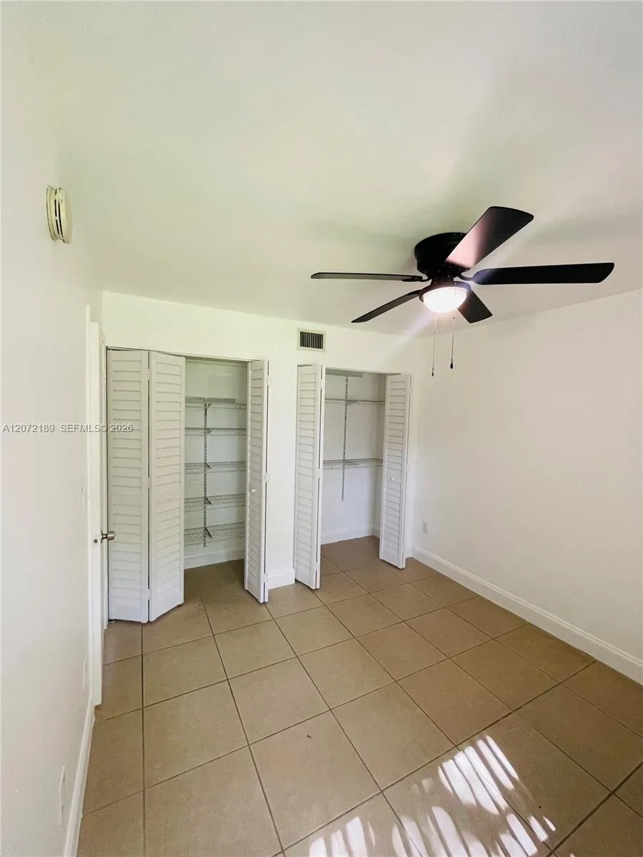 20005 NE 3rd Ct #5 Miami, FL 33179
