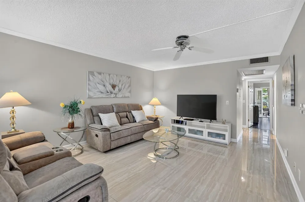 3056 NEWPORT Deerfield Beach, FL 33442