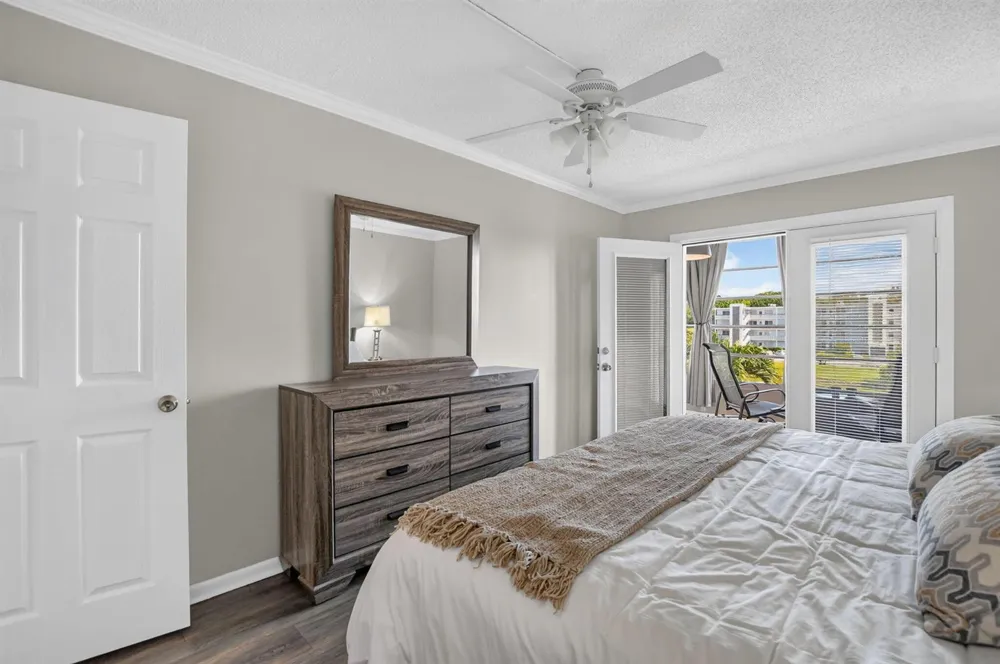 3056 NEWPORT Deerfield Beach, FL 33442