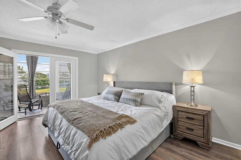 3056 NEWPORT Deerfield Beach, FL 33442