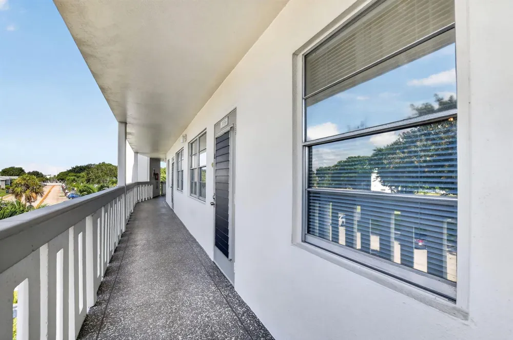 3056 NEWPORT Deerfield Beach, FL 33442