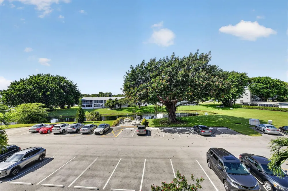 3056 NEWPORT Deerfield Beach, FL 33442