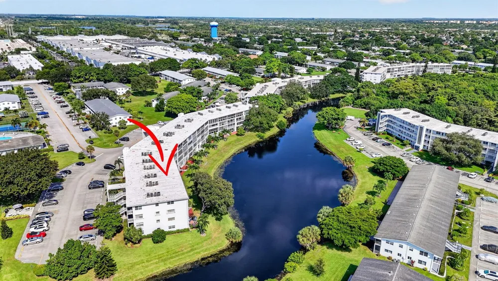 3056 NEWPORT Deerfield Beach, FL 33442