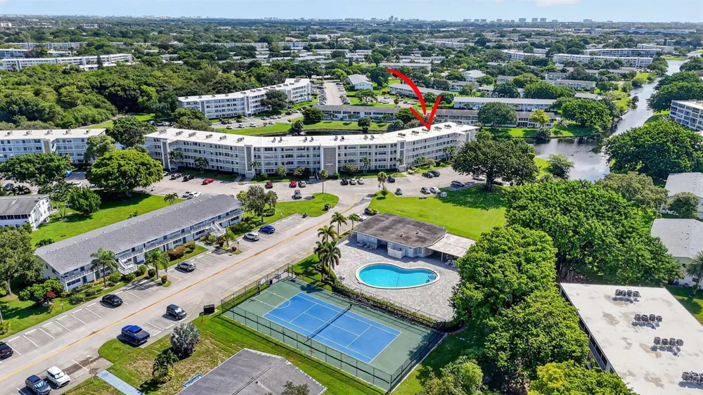 3056 NEWPORT Deerfield Beach, FL 33442