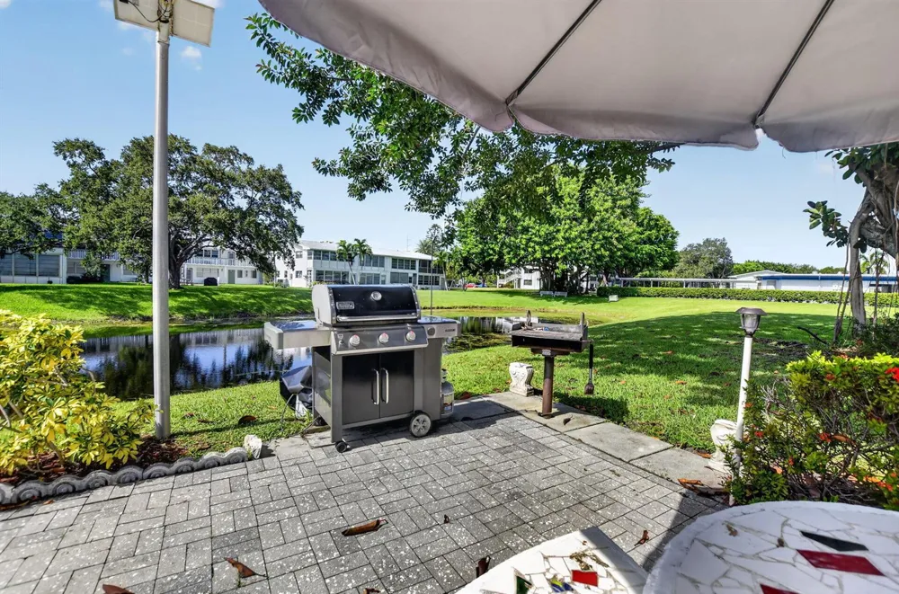 3056 NEWPORT Deerfield Beach, FL 33442