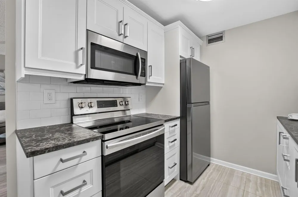 3056 NEWPORT Deerfield Beach, FL 33442