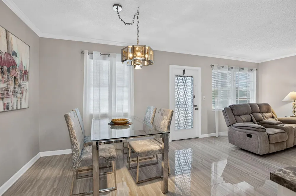 3056 NEWPORT Deerfield Beach, FL 33442
