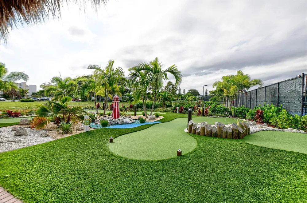 3056 NEWPORT Deerfield Beach, FL 33442