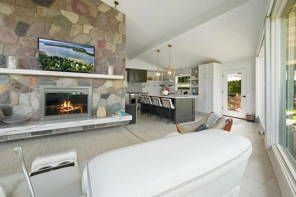3748 E Duck Lake Road Green Lake Township, MI 49637