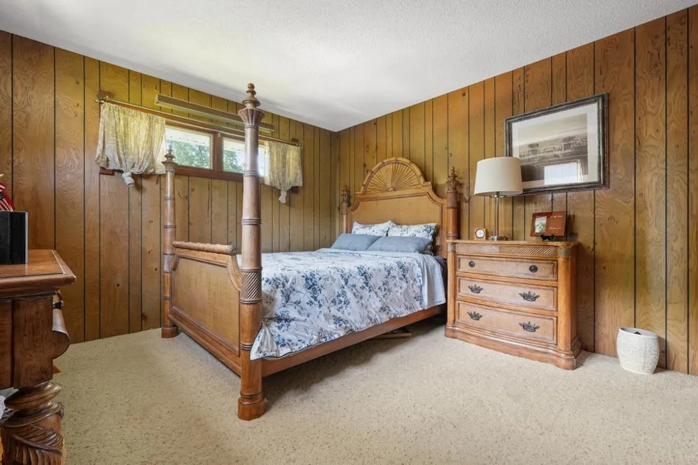 3748 E Duck Lake Road Green Lake Township, MI 49637