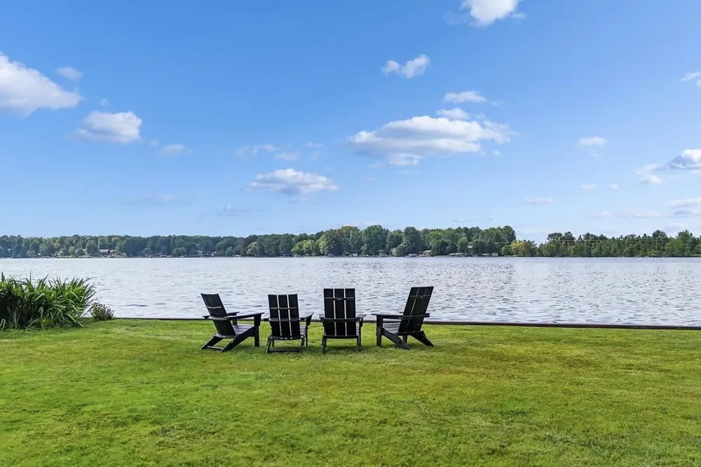 3748 E Duck Lake Road Green Lake Township, MI 49637