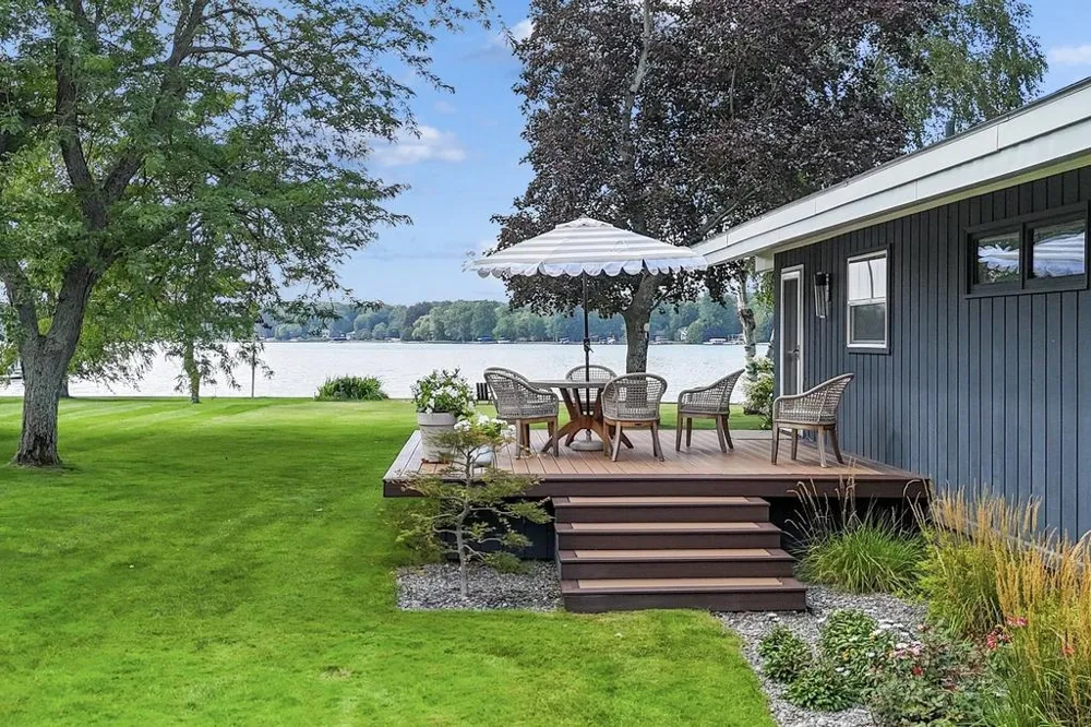 3748 E Duck Lake Road Green Lake Township, MI 49637