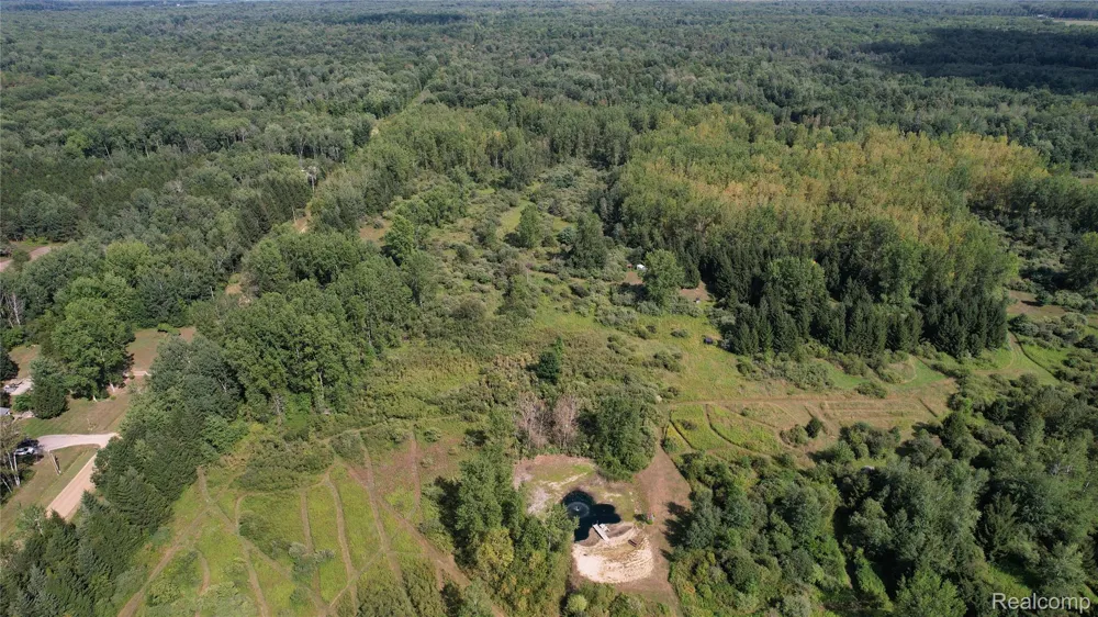 2901 Lyle Road Tobacco Township, MI 48612