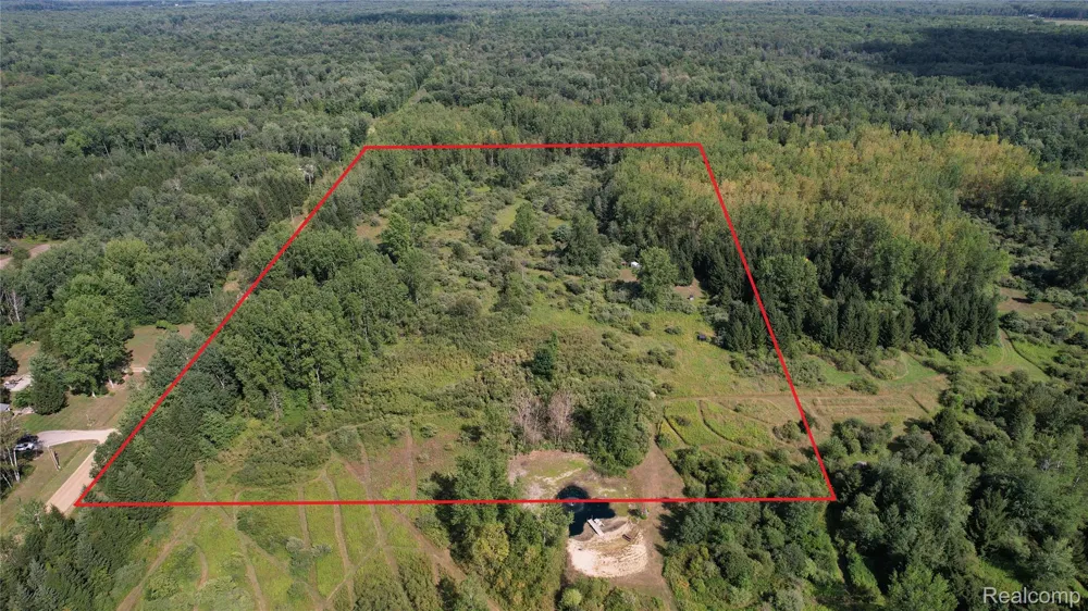 2901 Lyle Road Tobacco Township, MI 48612