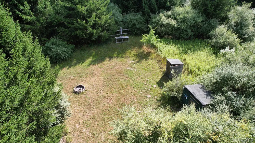 2901 Lyle Road Tobacco Township, MI 48612
