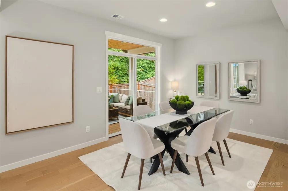 2119 NW Lynx Loop Issaquah, WA 98027