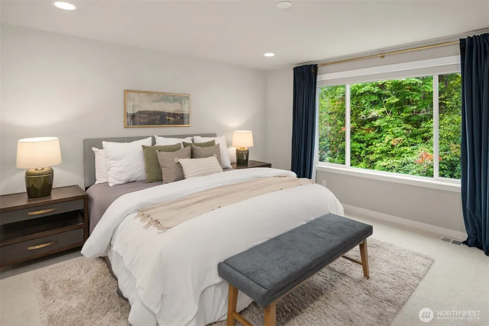 2119 NW Lynx Loop Issaquah, WA 98027