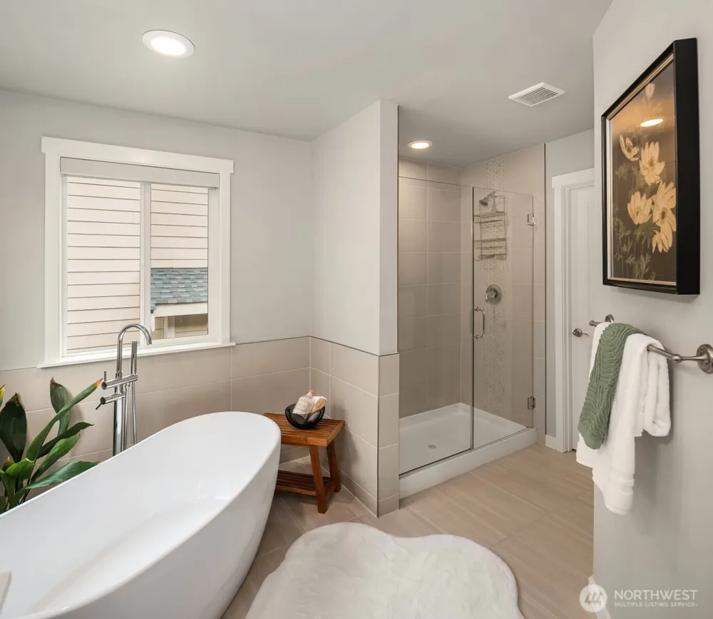 2119 NW Lynx Loop Issaquah, WA 98027