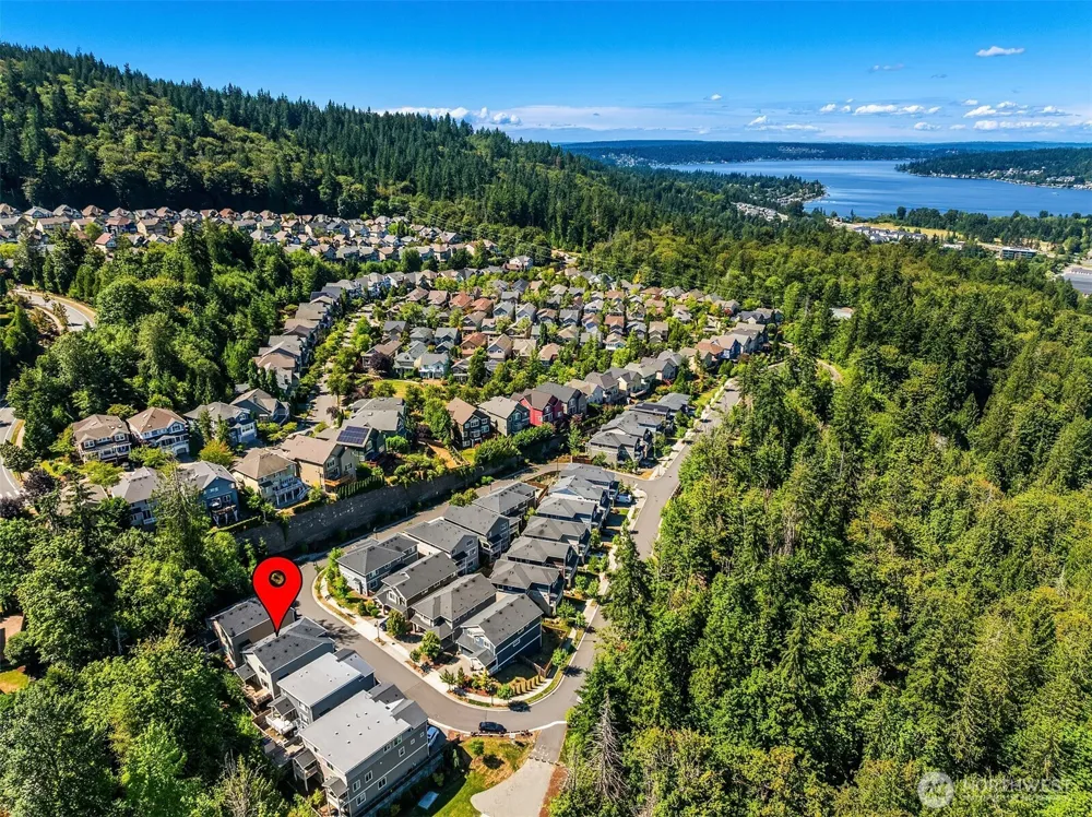 2119 NW Lynx Loop Issaquah, WA 98027