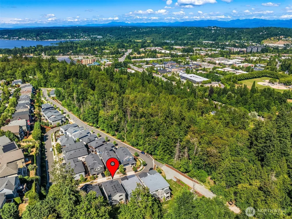 2119 NW Lynx Loop Issaquah, WA 98027