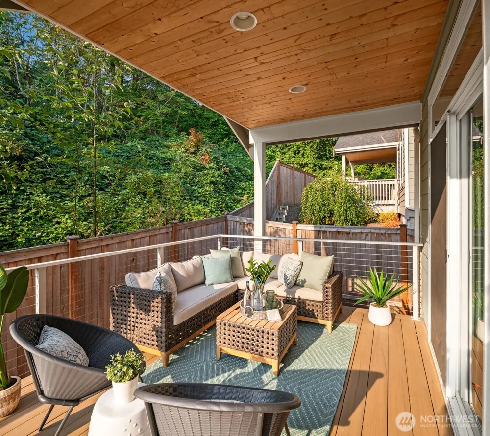 2119 NW Lynx Loop Issaquah, WA 98027