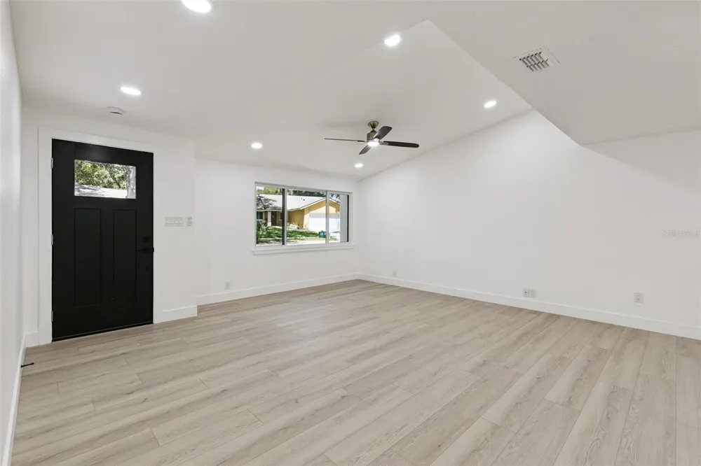 141 MILL RUN DRIVE Lake Mary, FL 32746