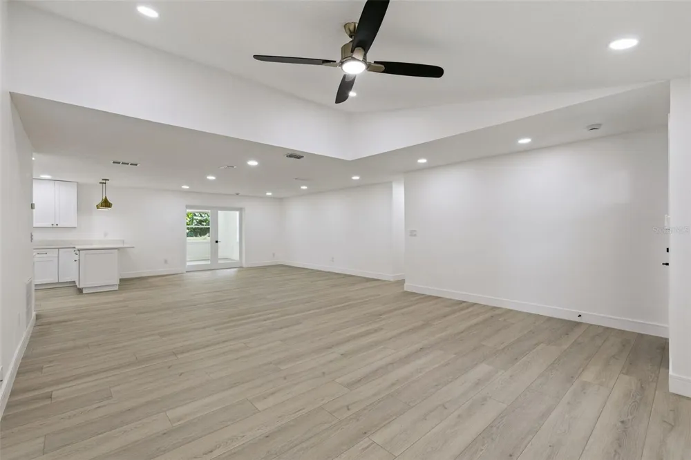141 MILL RUN DRIVE Lake Mary, FL 32746