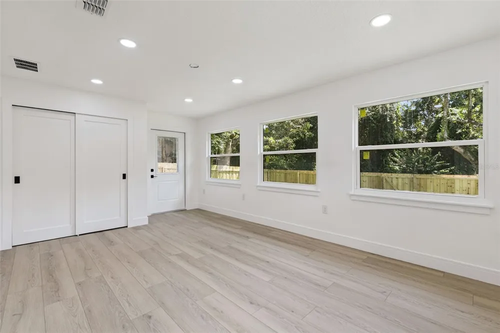 141 MILL RUN DRIVE Lake Mary, FL 32746