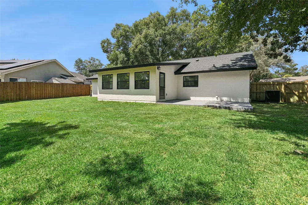 141 MILL RUN DRIVE Lake Mary, FL 32746