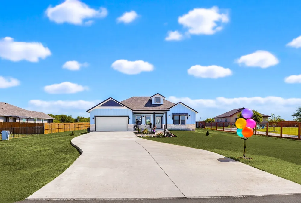201 El Rey Drive Kyle, TX 78640