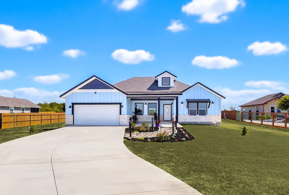 201 El Rey Drive Kyle, TX 78640