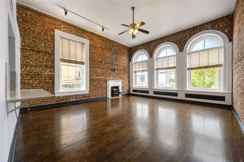 213 Tremont Street #2