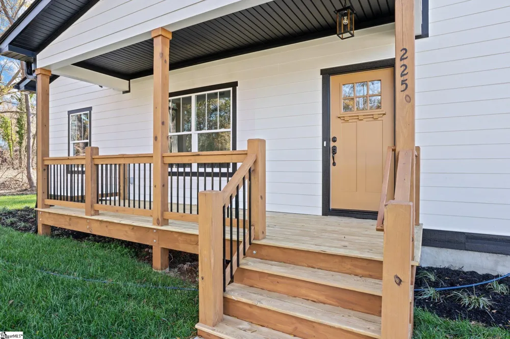 225 Cedar Street Woodruff, SC 29388